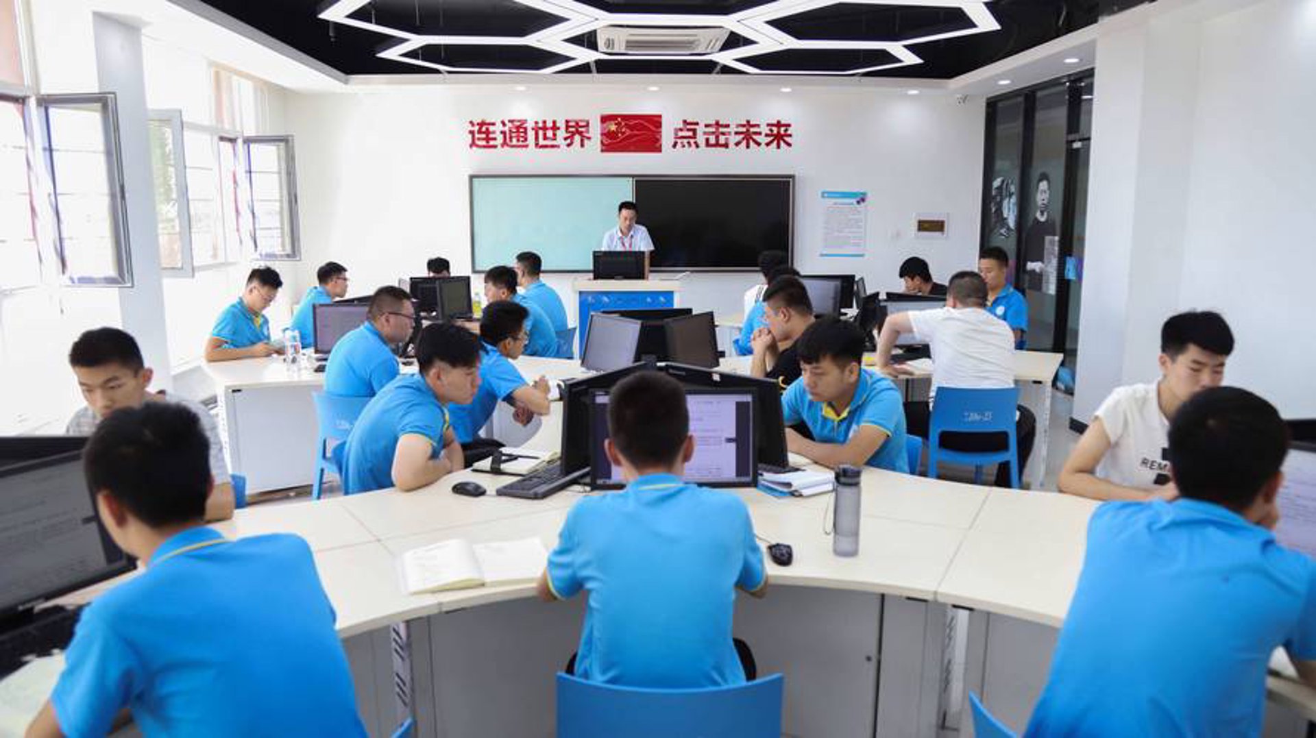 深度网络科技